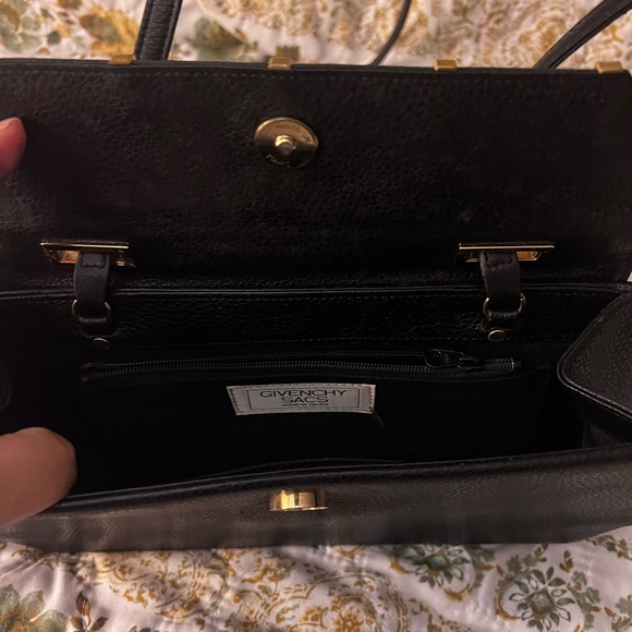 Givenchy cross body bag - Picture 2 of 3